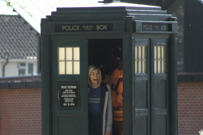 200921 - Doctor Who Series 13 Filming - Jodie Whittaker on location in Grange Gardens, Grangetown, Cardiff for what is believed to be the Doctor Who Centenary Special