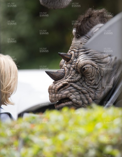 300519 - Doctor Who Filming, Cardiff - Doctor Who played by Jodie Whittaker comes face to face with the Judoon while filming in Cardiff Bay