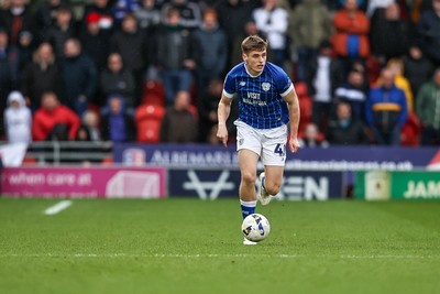 280226 - Doncaster Rovers v Cardiff City - Sky Bet League 1 - Dylan Lawlor makes a run 
