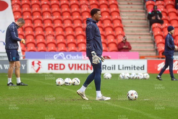 280226 - Doncaster Rovers v Cardiff City - Sky Bet League 1 - Nathan Trott in Warm Up