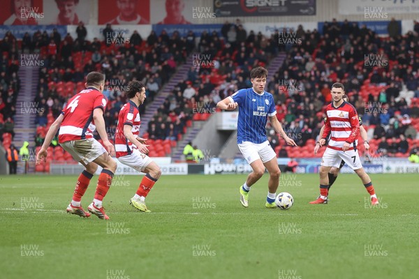 280226 - Doncaster Rovers v Cardiff City - Sky Bet League 1 - Ruben Colwill on the ball 