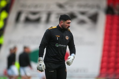 130124 - Doncaster Rovers v Newport County - Sky Bet League 2 - Nick Townsend in warm up