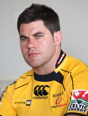 23.07.08 - Newport Gwent Dragons Kit and player announcement. Dragons new signing Grant Webb 