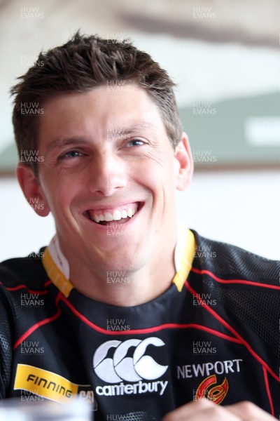 23.07.08 - Newport Gwent Dragons Kit and player announcement. Dragons new signing James Arlidge 