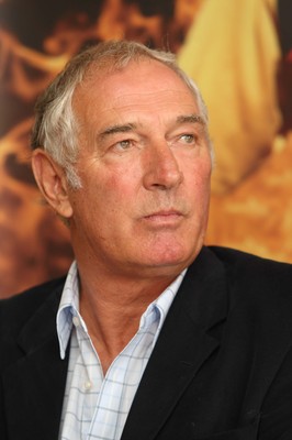 17.07.07.. Newport Gwent Dragons, new signings Dragons chairman Martyn Hazell 