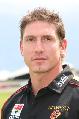 17.07.07.. Newport Gwent Dragons, new signings Dragons new signing Adam Jones 