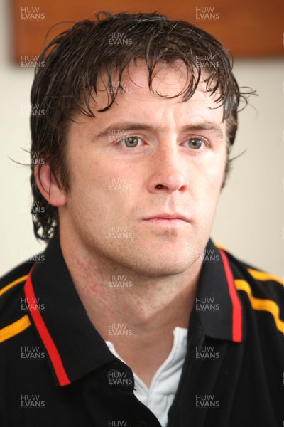 17.07.07.. Newport Gwent Dragons, new signings Dragons new signing Andy Williams 