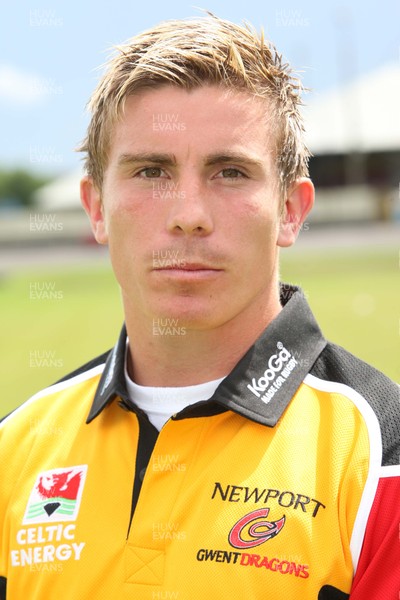 17.07.07.. Newport Gwent Dragons, new signings Dragons new signing Richard Mustoe 