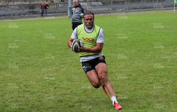 270821 - Dragons Open Training Session at Abertillery BG RFC - Jamie Roberts during an open Dragons training session in front of supporters at Abertillery Park