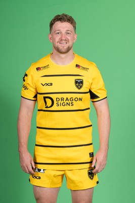 130826 - Dragons Headshots - Angus O’Brien