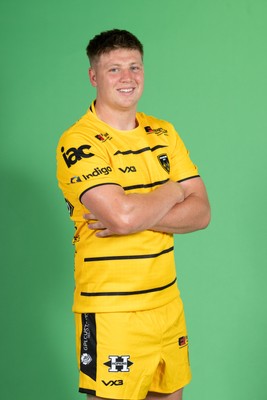 130826 - Dragons Headshots - Barney Langton-Cryer