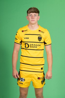 130826 - Dragons Headshots - Harri Ford