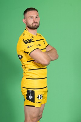 130826 - Dragons Headshots - Harri Keddie