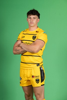 130826 - Dragons Headshots - Oli Woodman