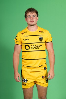 130826 - Dragons Headshots - Rhys Cole