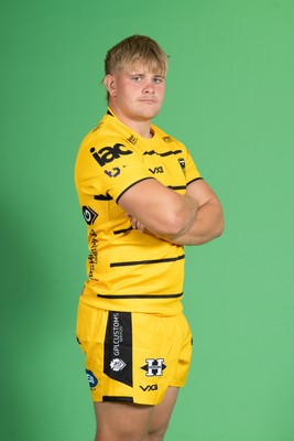 130826 - Dragons Headshots - Sam Scarfe