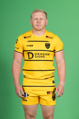 130826 - Dragons Headshots - Tinus De Beer