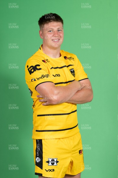 130826 - Dragons Headshots - Barney Langton-Cryer