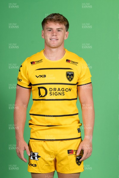 130826 - Dragons Headshots - Morgan Lloyd