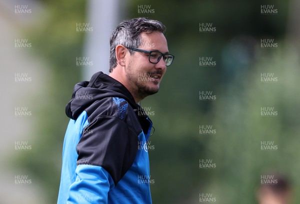 010722 - Dragons RFC Training - Head Coach Dan Flanagan during training