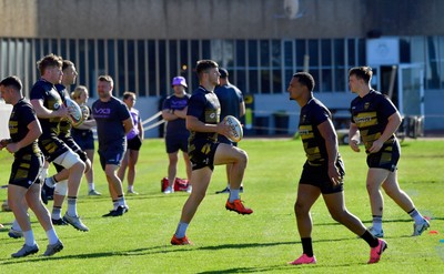 130525 - Dragons RFC Training - Josh Thomas of Dragons 