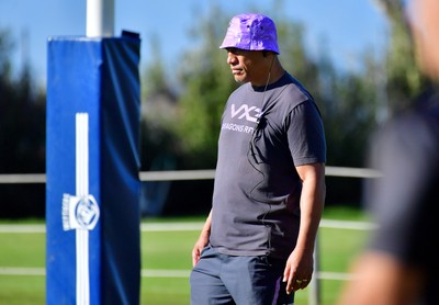 130525 - Dragons RFC Training - Filo Tiatia, Dragons Head Coach