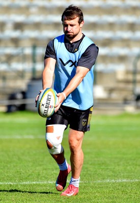 130525 - Dragons RFC Training - Rhodri Williams of Dragons