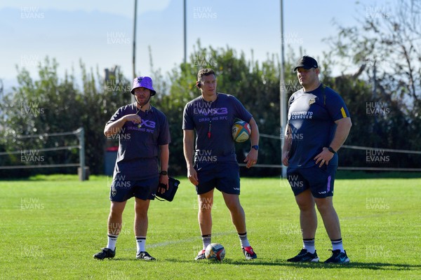 130525 - Dragons RFC Training - Backs Coach, Matt O’Brien, Senior Academy Coach, Tom Hancock and Forwards Coach, Sam Hobbs