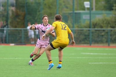 160826 - Dragons RFC U18 v Cardiff Rugby U18 - WRU Regional Age Grade Championship - Theo Poole of Cardiff takes on George Broadbury of Dragons