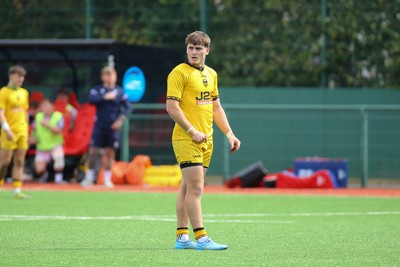 160826 - Dragons RFC U18 v Cardiff Rugby U18 - WRU Regional Age Grade Championship - George Broadbury of Dragons