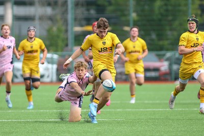 160826 - Dragons RFC U18 v Cardiff Rugby U18 - WRU Regional Age Grade Championship - George Broadbury of Dragons