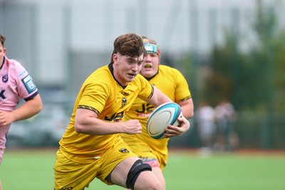 160826 - Dragons RFC U18 v Cardiff Rugby U18 - WRU Regional Age Grade Championship - Gethin Clarke of Dragons