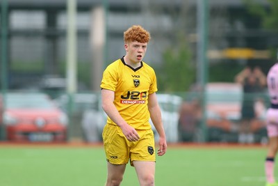 160826 - Dragons RFC U18 v Cardiff Rugby U18 - WRU Regional Age Grade Championship - Ellis Anderson of Dragons