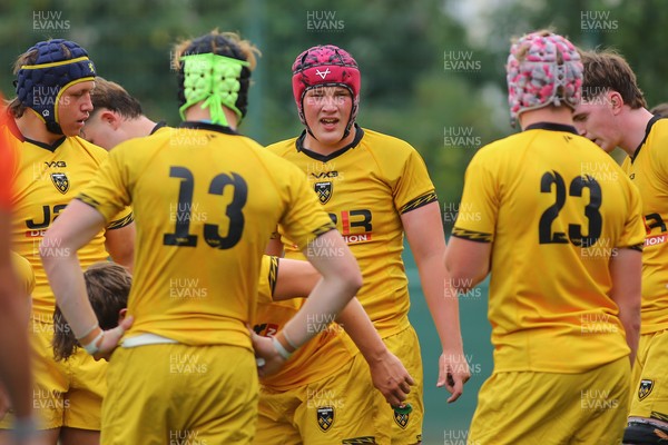 160826 - Dragons RFC U18 v Cardiff Rugby U18 - WRU Regional Age Grade Championship - Gethin Tudball of Dragons