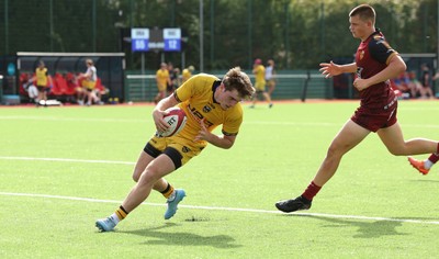 060926 - Dragons RFC U18 v RGC U18, WRU Regional Age Grade Championship - George Bradbury of Dragons races in to score try