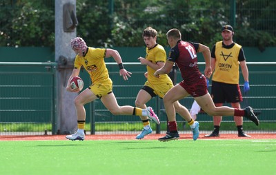 060926 - Dragons RFC U18 v RGC U18, WRU Regional Age Grade Championship - Jack Williams of Dragons races in to score try