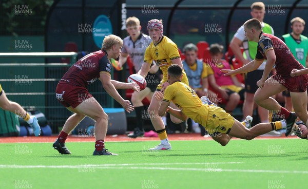 060926 - Dragons RFC U18 v RGC U18, WRU Regional Age Grade Championship - Jack Williams of Dragons races in to score try