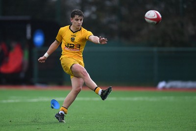 250126 - Dragons RFC U18 v RGC U18 - Liam Lawlor of Dragons kicks the conversion