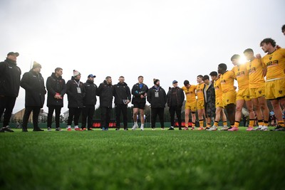 250126 - Dragons RFC U18 v RGC U18 - Dragons huddle at full time