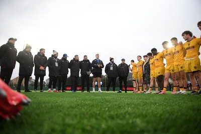 250126 - Dragons RFC U18 v RGC U18 - Dragons huddle at full time