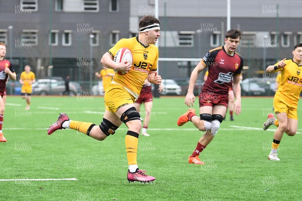 250126 - Dragons RFC U18 v RGC U18 - Troy Reymond of Dragons runs in to score a try
