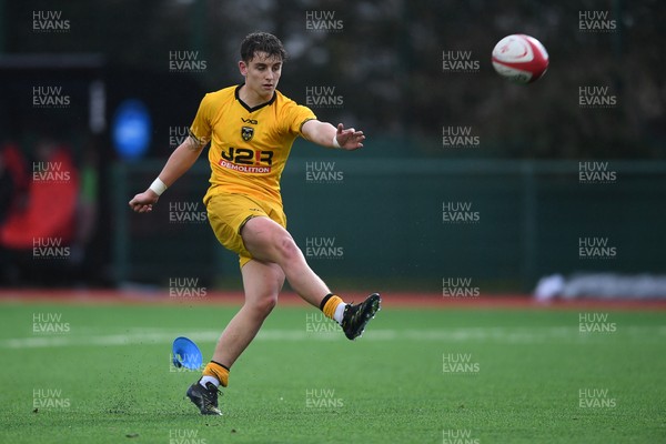 250126 - Dragons RFC U18 v RGC U18 - Liam Lawlor of Dragons kicks the conversion