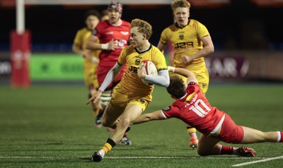 120226 - Dragons RFC U18 v Scarlets U18, WRU Regional Age Grade Championship 3rd and 4th place play off - Ryley Fussell of Dragons breaks away