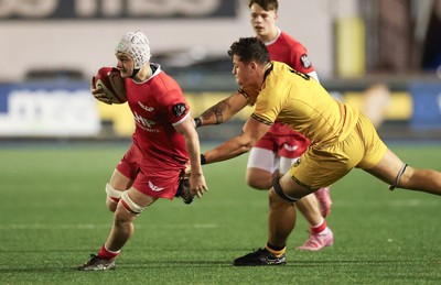 120226 - Dragons RFC U18 v Scarlets U18, WRU Regional Age Grade Championship 3rd and 4th place play off - Austin Sandford of Scarlets charges for the line