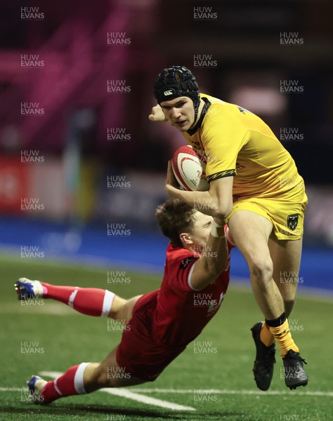120226 - Dragons RFC U18 v Scarlets U18, WRU Regional Age Grade Championship 3rd and 4th place play off - Sam Morgan of Dragons breaks for the line