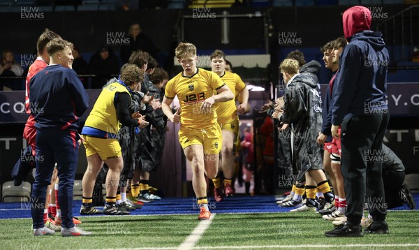 120226 - Dragons RFC U18 v Scarlets U18, WRU Regional Age Grade Championship 3rd and 4th place play off - Dragons run out at the start of the match
