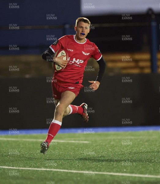 120226 - Dragons RFC U18 v Scarlets U18, WRU Regional Age Grade Championship 3rd and 4th place play off - Rhys Wyatt of Scarlets runs in to score try