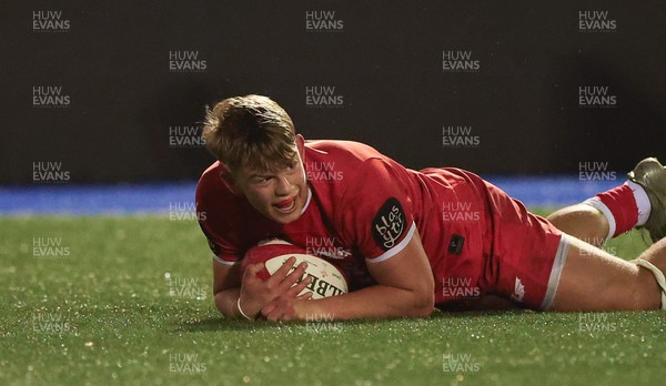120226 - Dragons RFC U18 v Scarlets U18, WRU Regional Age Grade Championship 3rd and 4th place play off - Jac Cloke of Scarlets dives in to score try