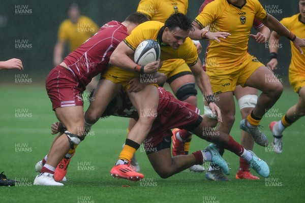 140925 - Dragons RFC U18 v Scarlets U18 - Brogan Leary of Dragons
