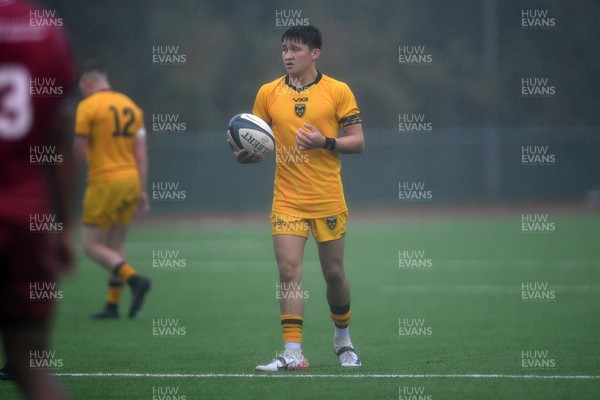 140925 - Dragons RFC U18 v Scarlets U18 - Issac Williams of Dragons